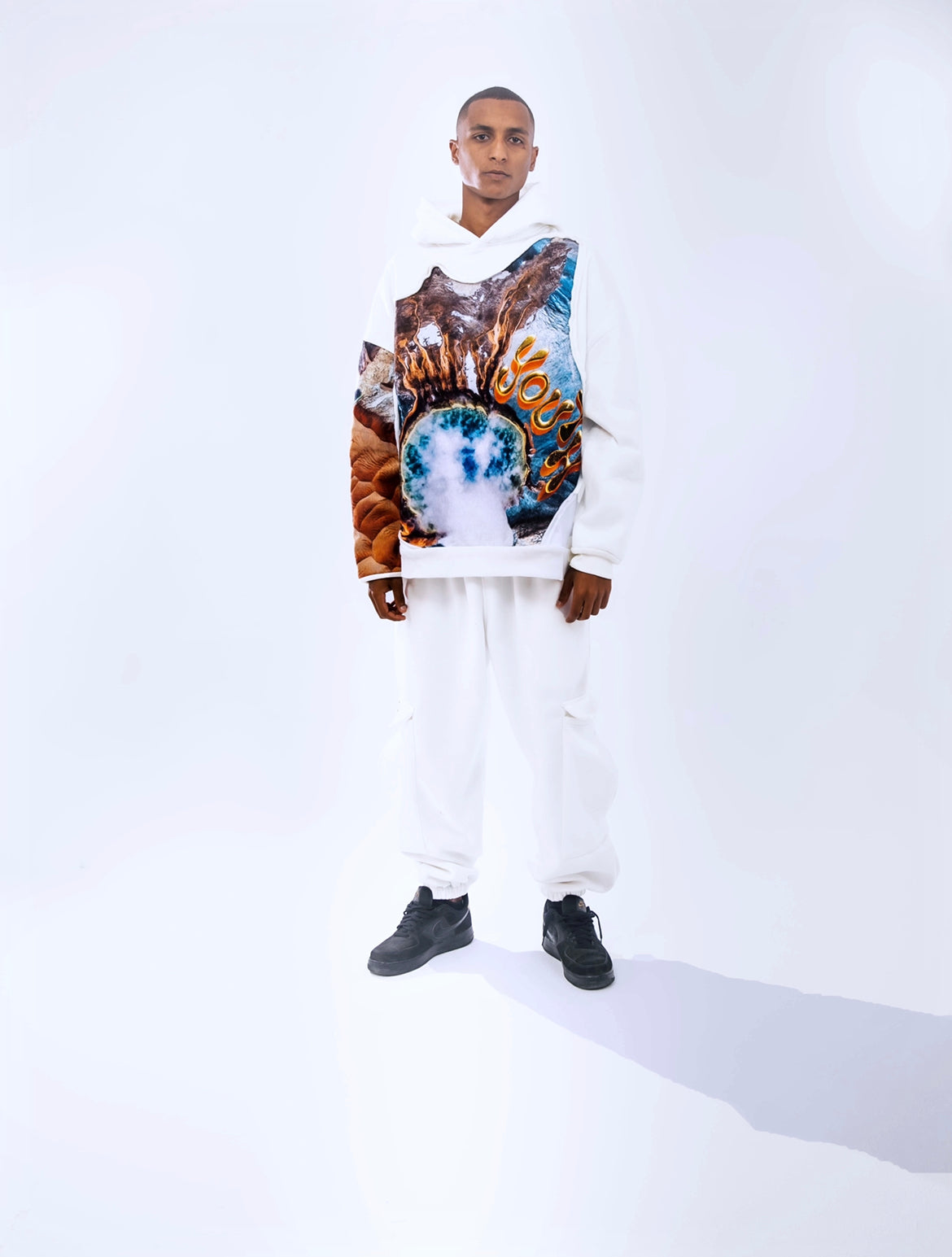 OFF-WHITE CARGO SWEATS