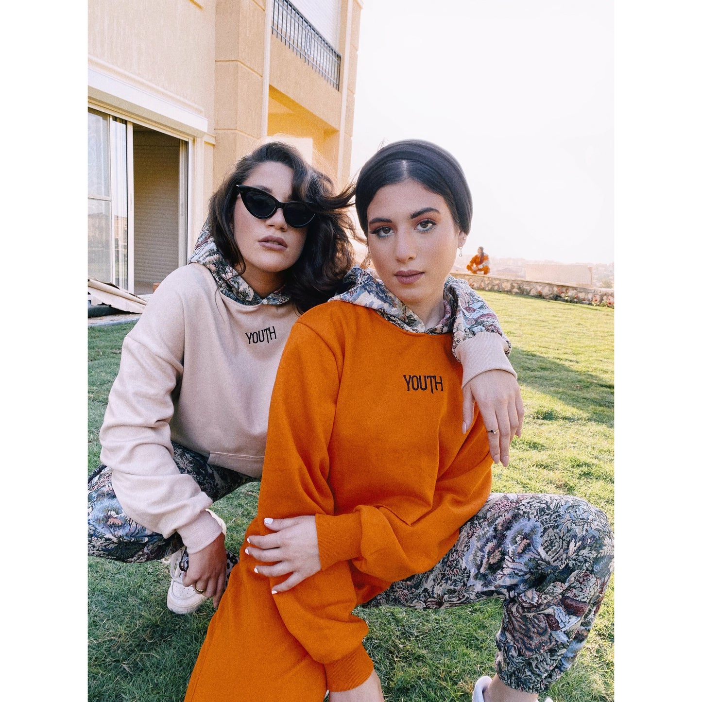 HALF AND HALF sweatpants