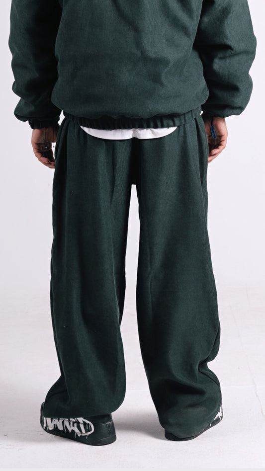 DARK GREEN SIGNATURE RELAXED PANTS