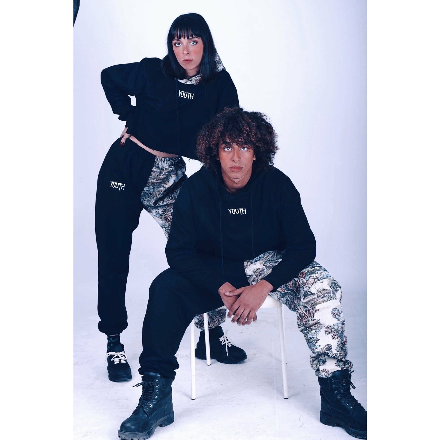 HALF AND HALF sweatpants