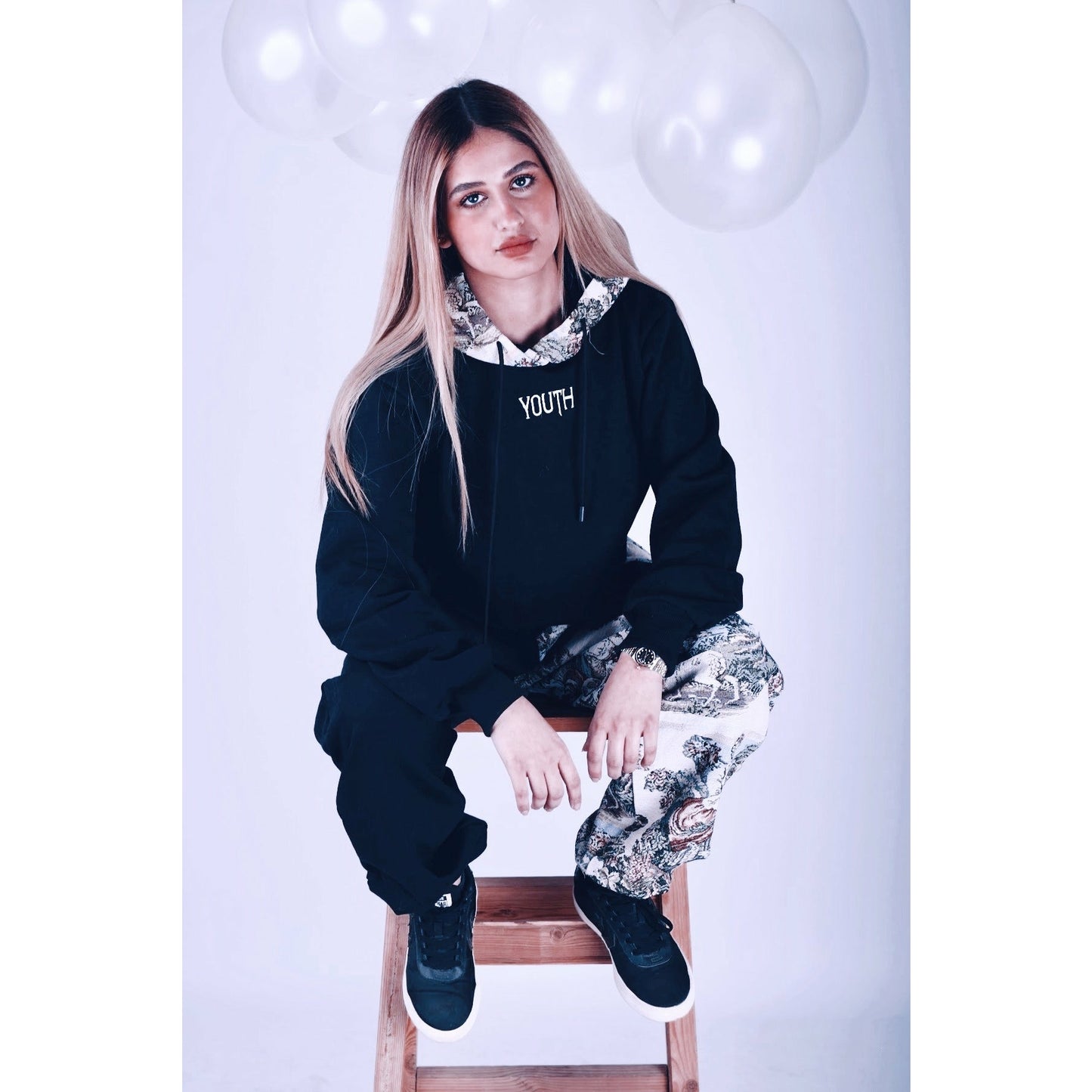 HALF AND HALF sweatpants