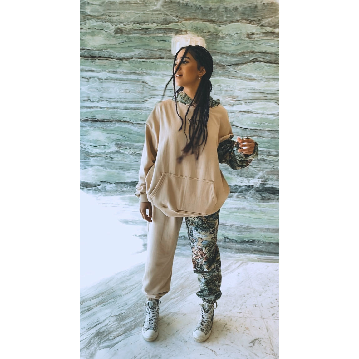 HALF AND HALF sweatpants