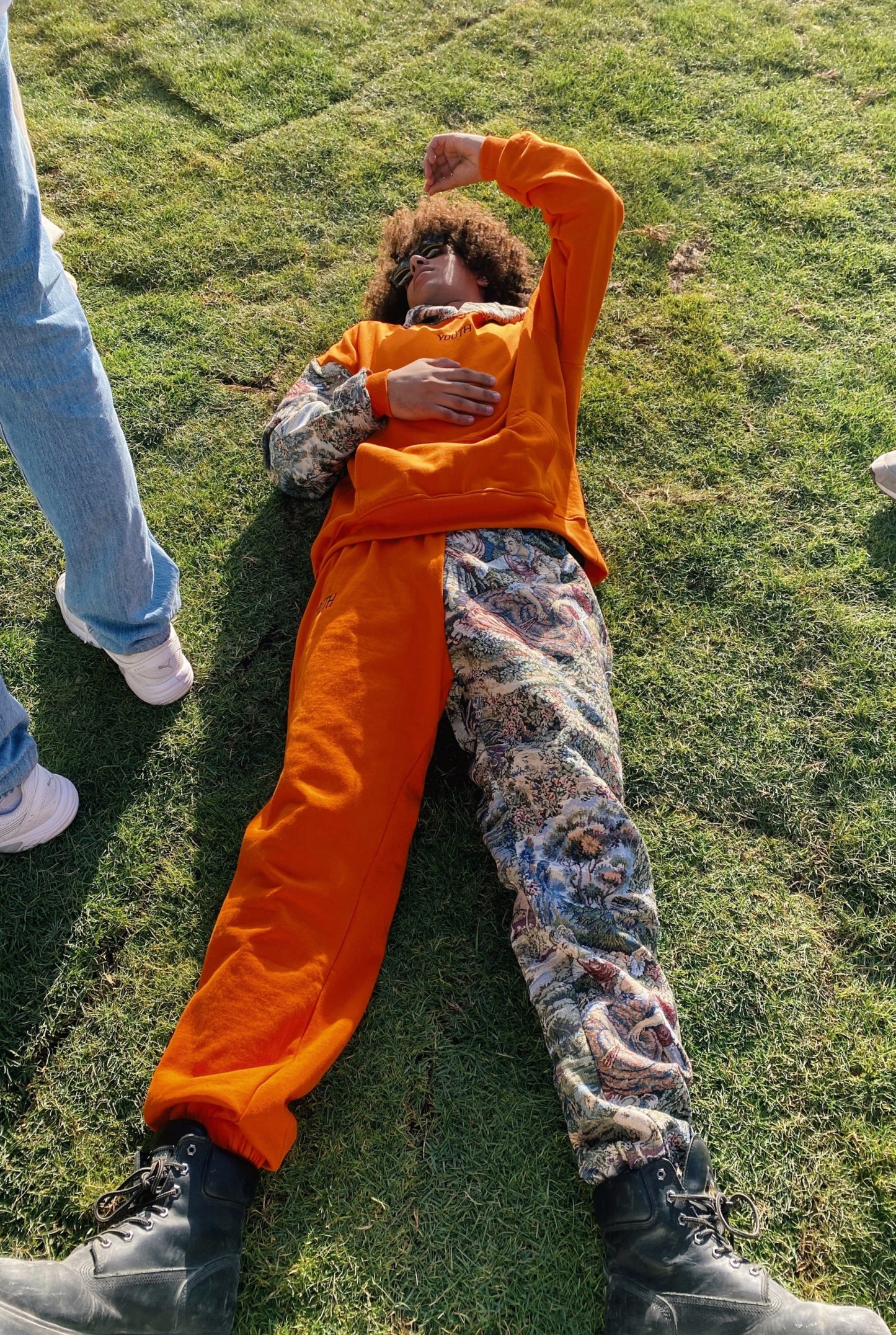 HALF AND HALF sweatpants